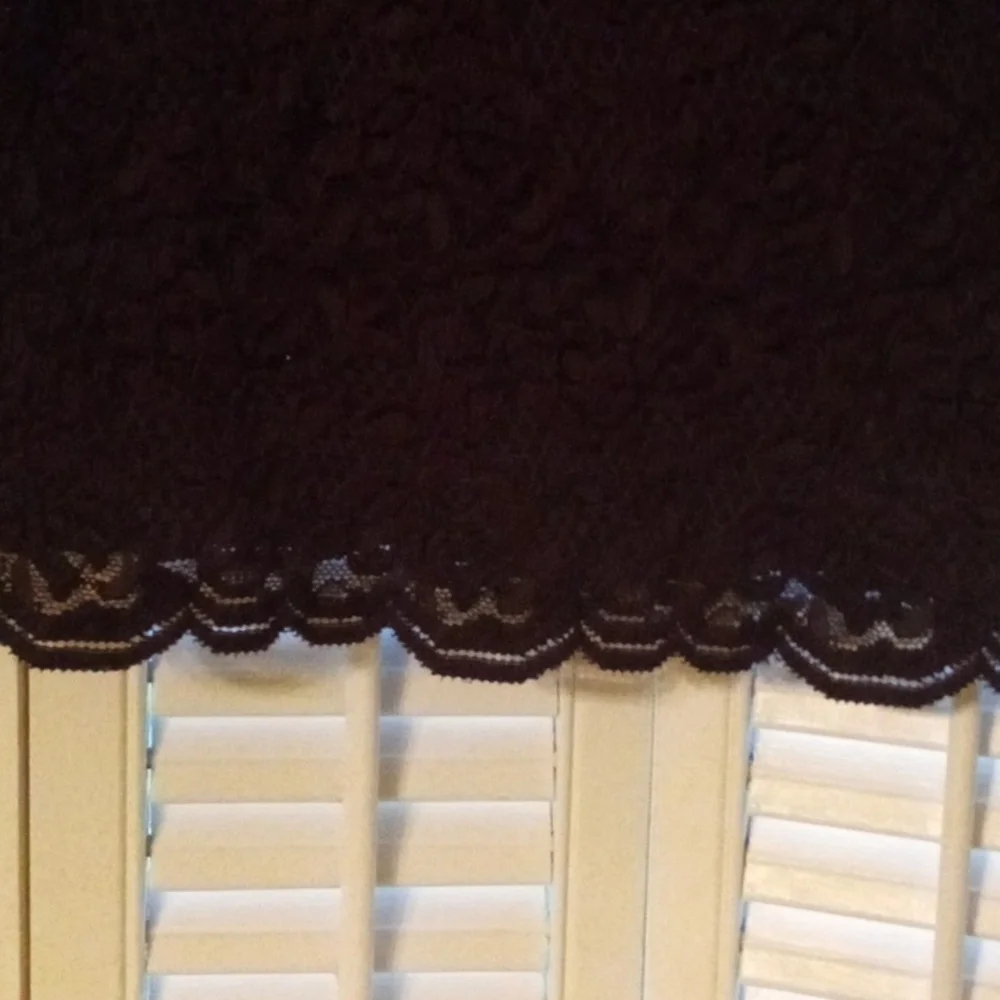 Lacey Top - Picture 3 of 4